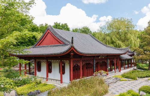 paviljoen-aan-vijver-eb807a3db84065a00db96febbdb64564